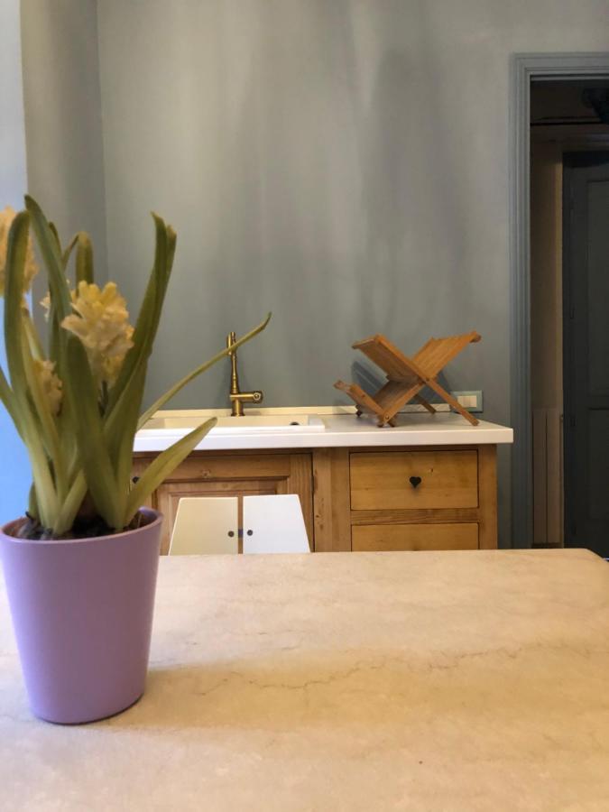 Antica Casa Fenaroli Apartment Iseo Bagian luar foto