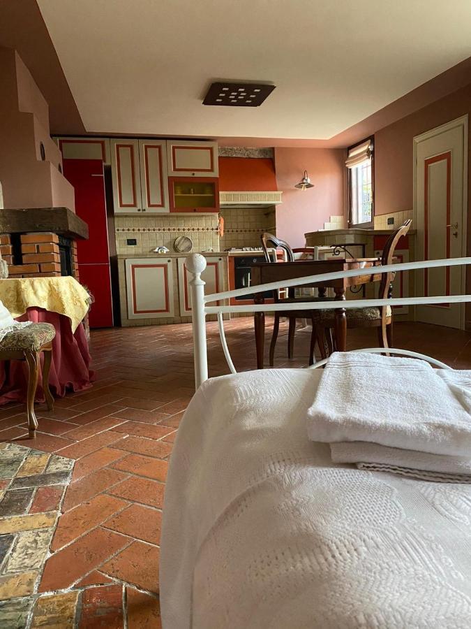 Antica Casa Fenaroli Apartment Iseo Bagian luar foto