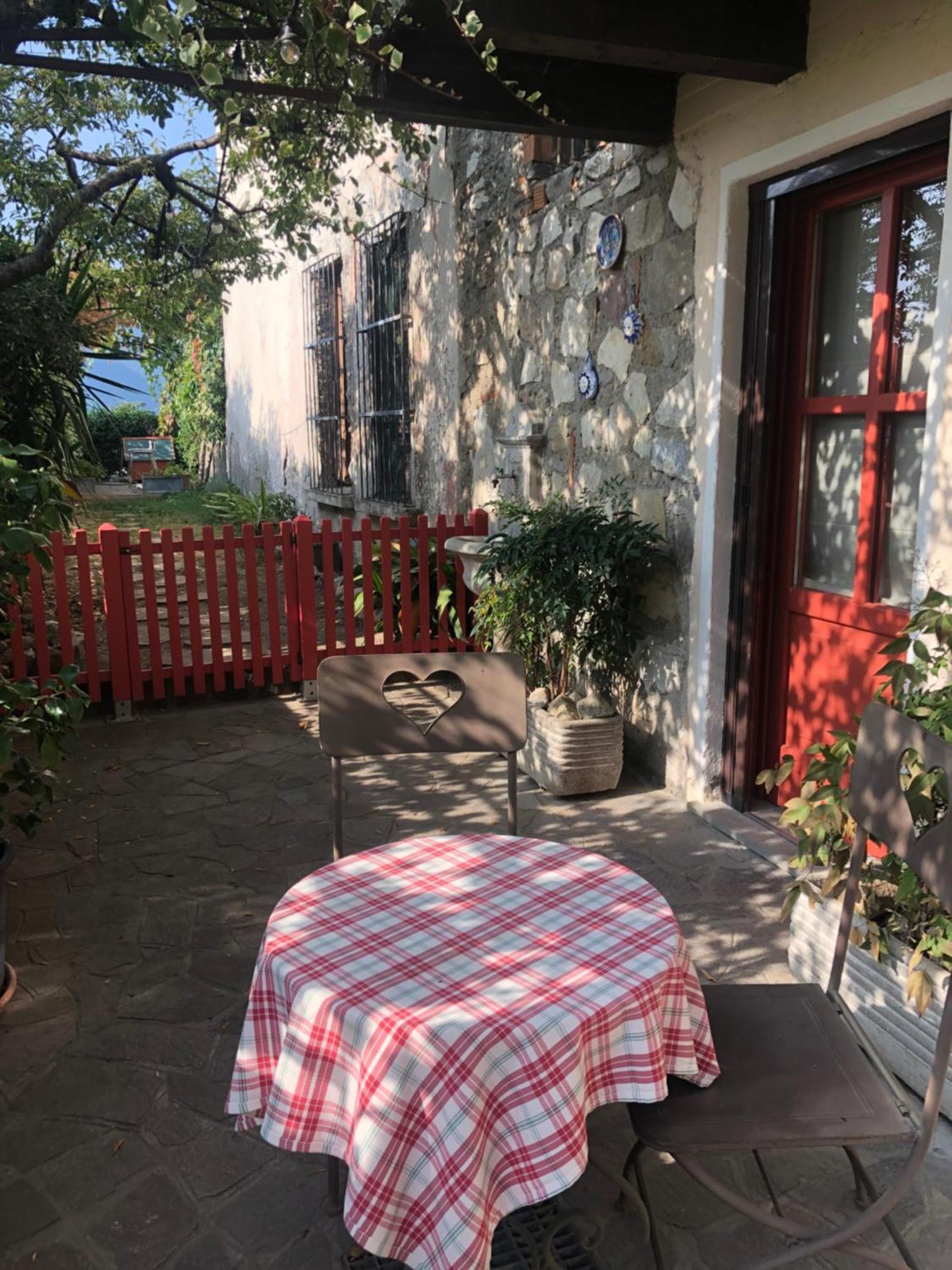 Antica Casa Fenaroli Apartment Iseo Bagian luar foto