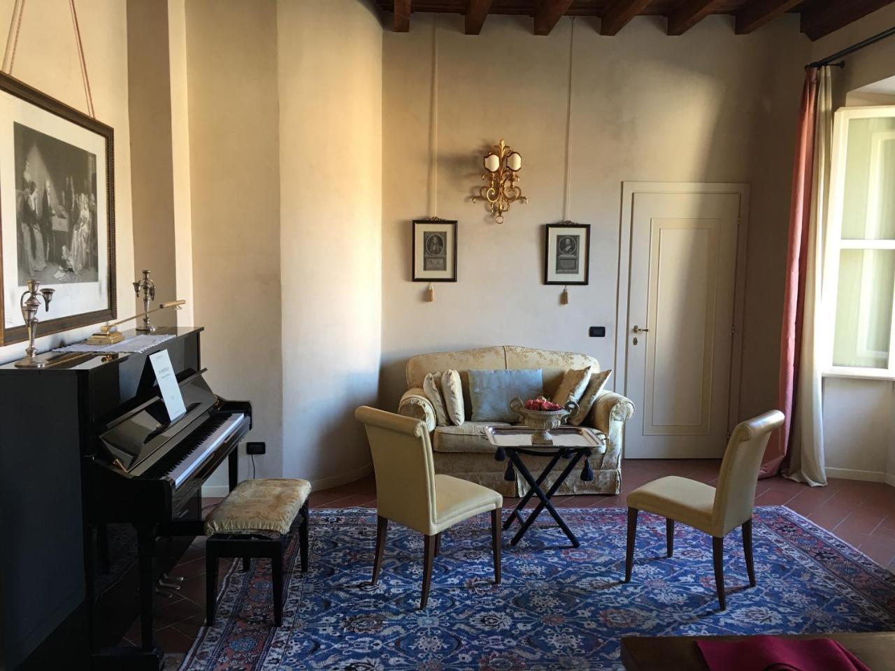 Antica Casa Fenaroli Apartment Iseo Bagian luar foto